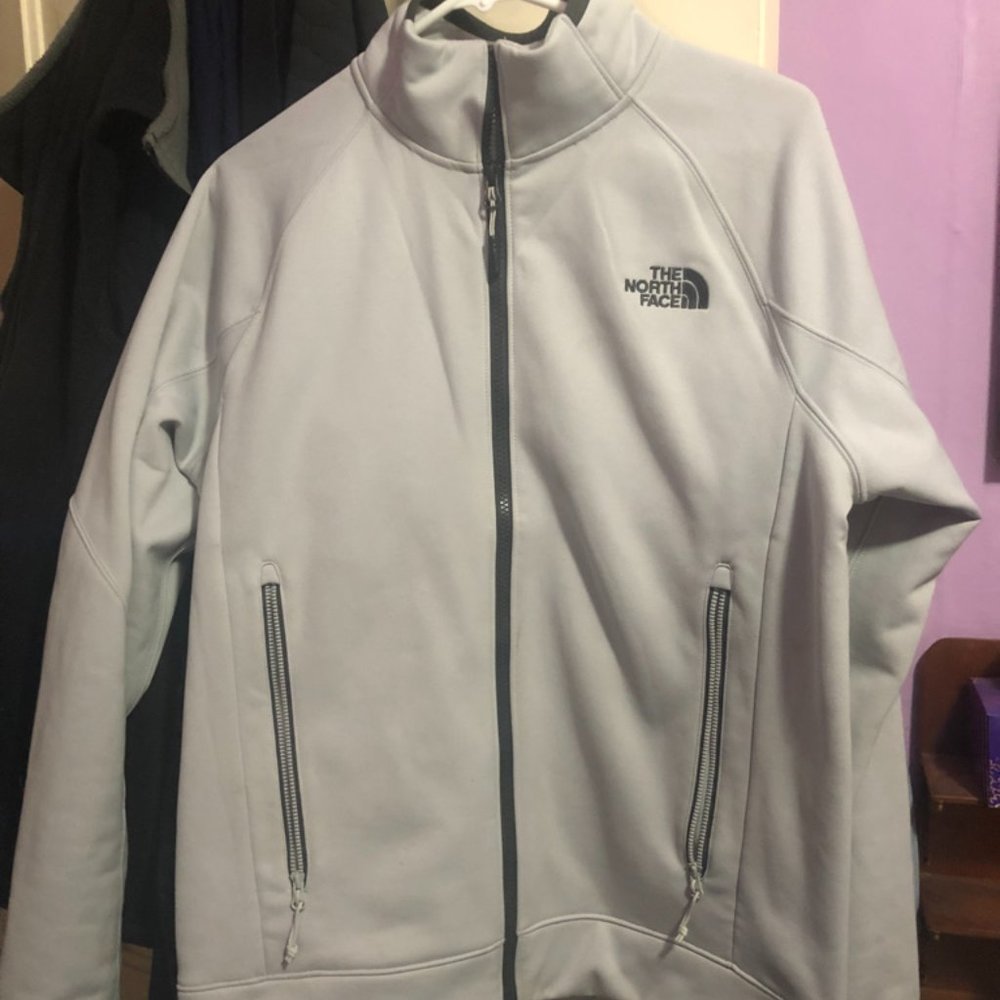 The North Face Lightweight shell  Jacket Men's Size M  no flaws